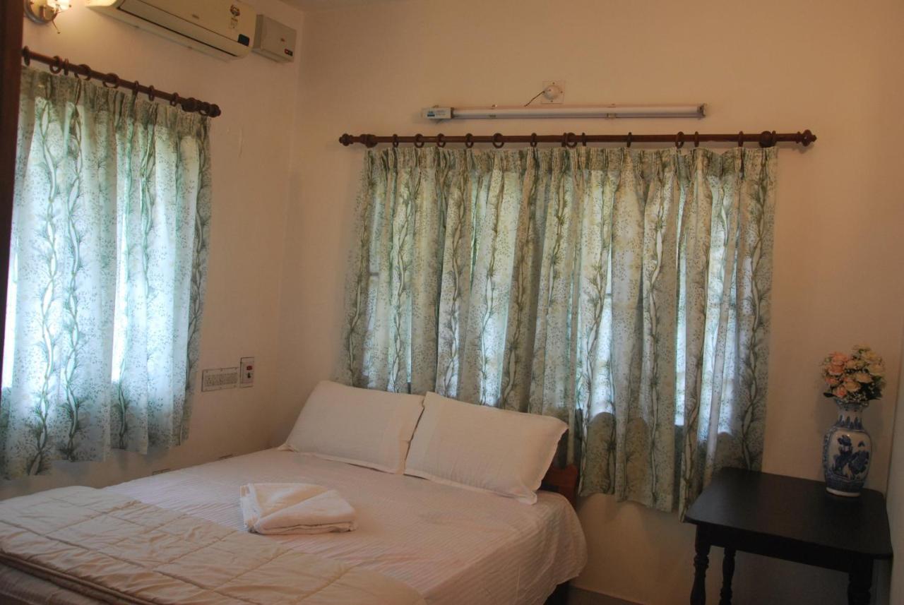 Casa Feliz Bed & Breakfast Fort Kochi Exterior photo
