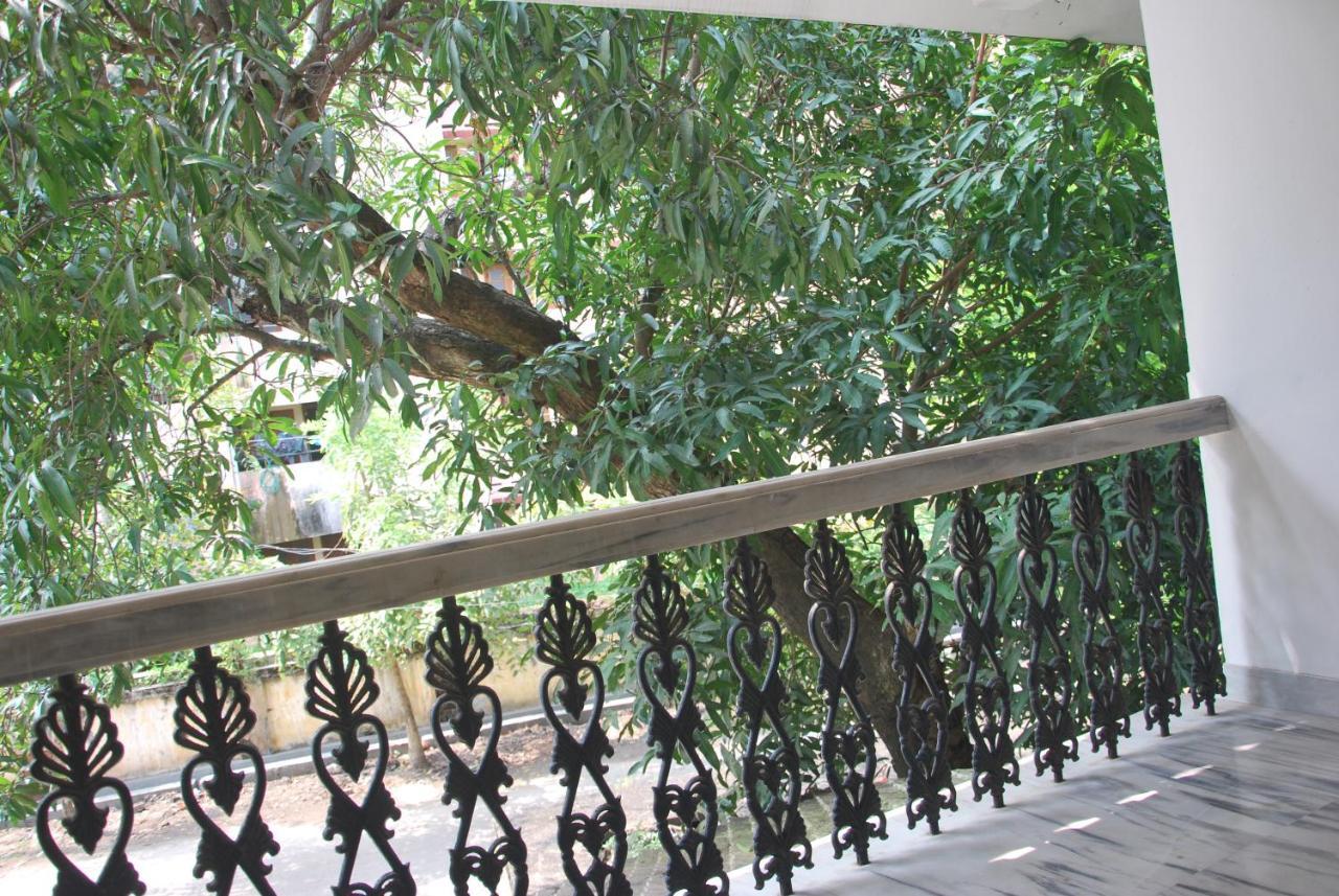 Casa Feliz Bed & Breakfast Fort Kochi Exterior photo